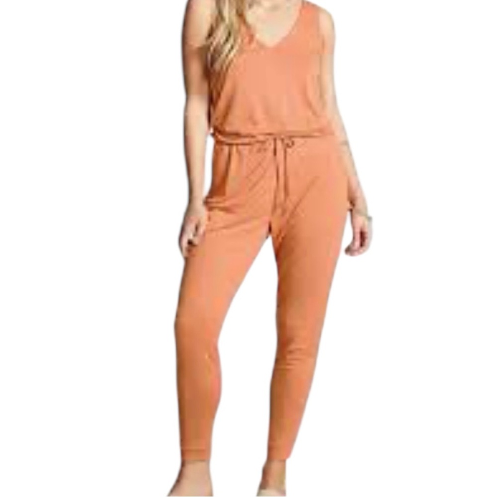 Forever 21 Contemporary Jumpsuit in Apricot Size XL